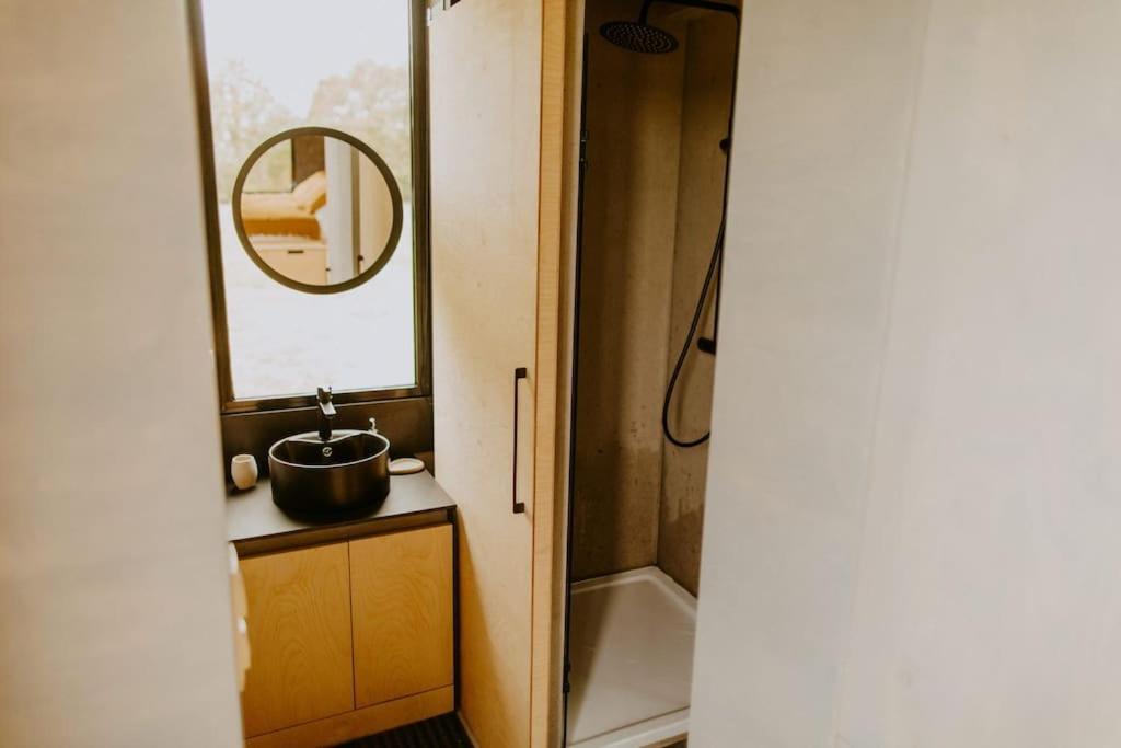 Villa Parcel Tiny House I Elevage du Puits Carré à Dame-Marie  Extérieur photo